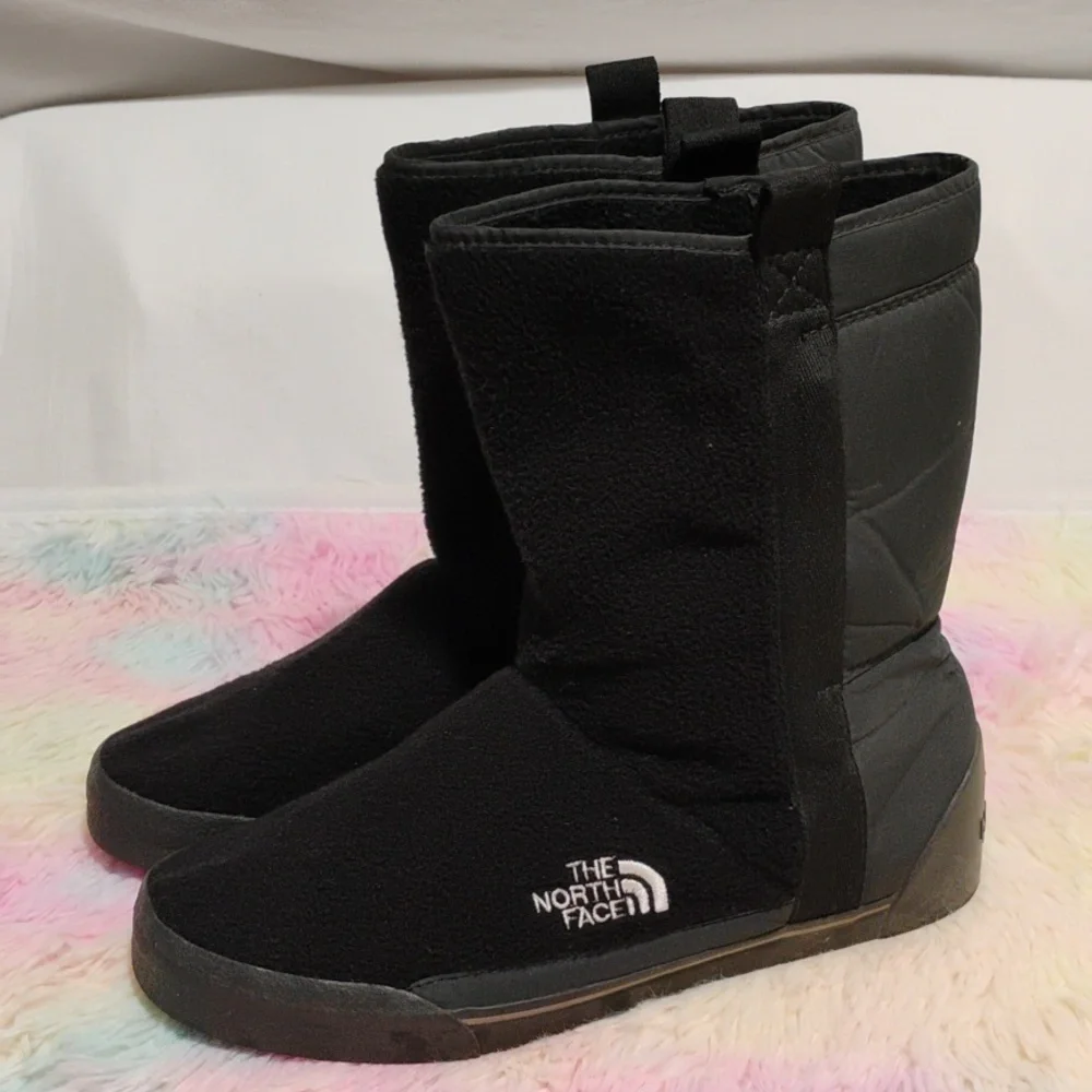 (D-56) The North Face Women's Winter Boots Sz.9 Gently Worn